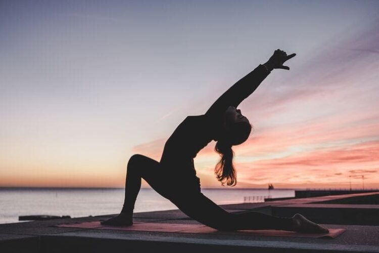 Mengenal Jenis-Jenis Yoga dan Manfaatnya - Featured Image