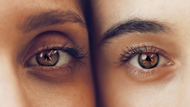 Mengenal Love Language Quality Time Lebih Dekat - Eye Contact